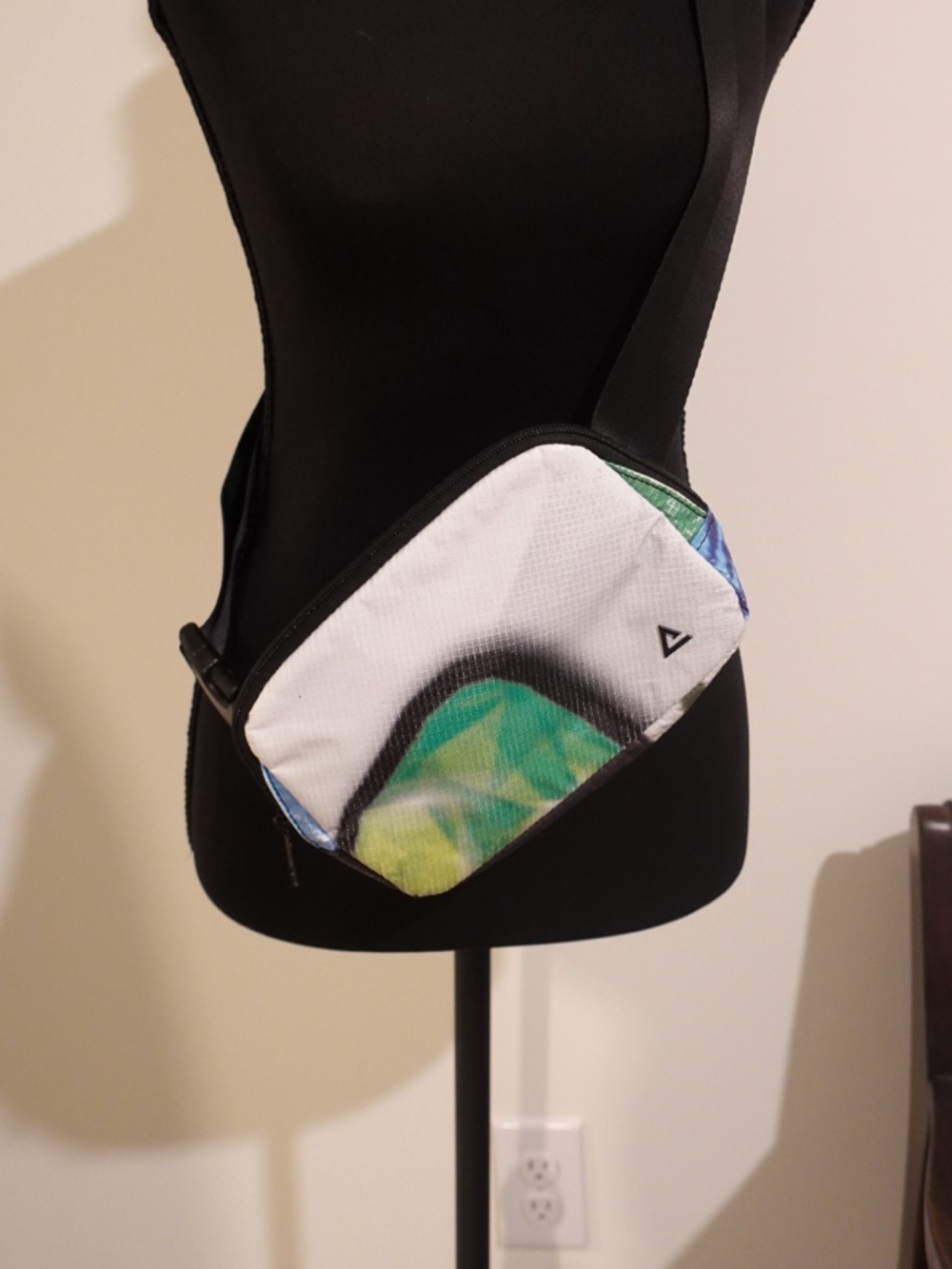 Rareform Zion Sling Bag